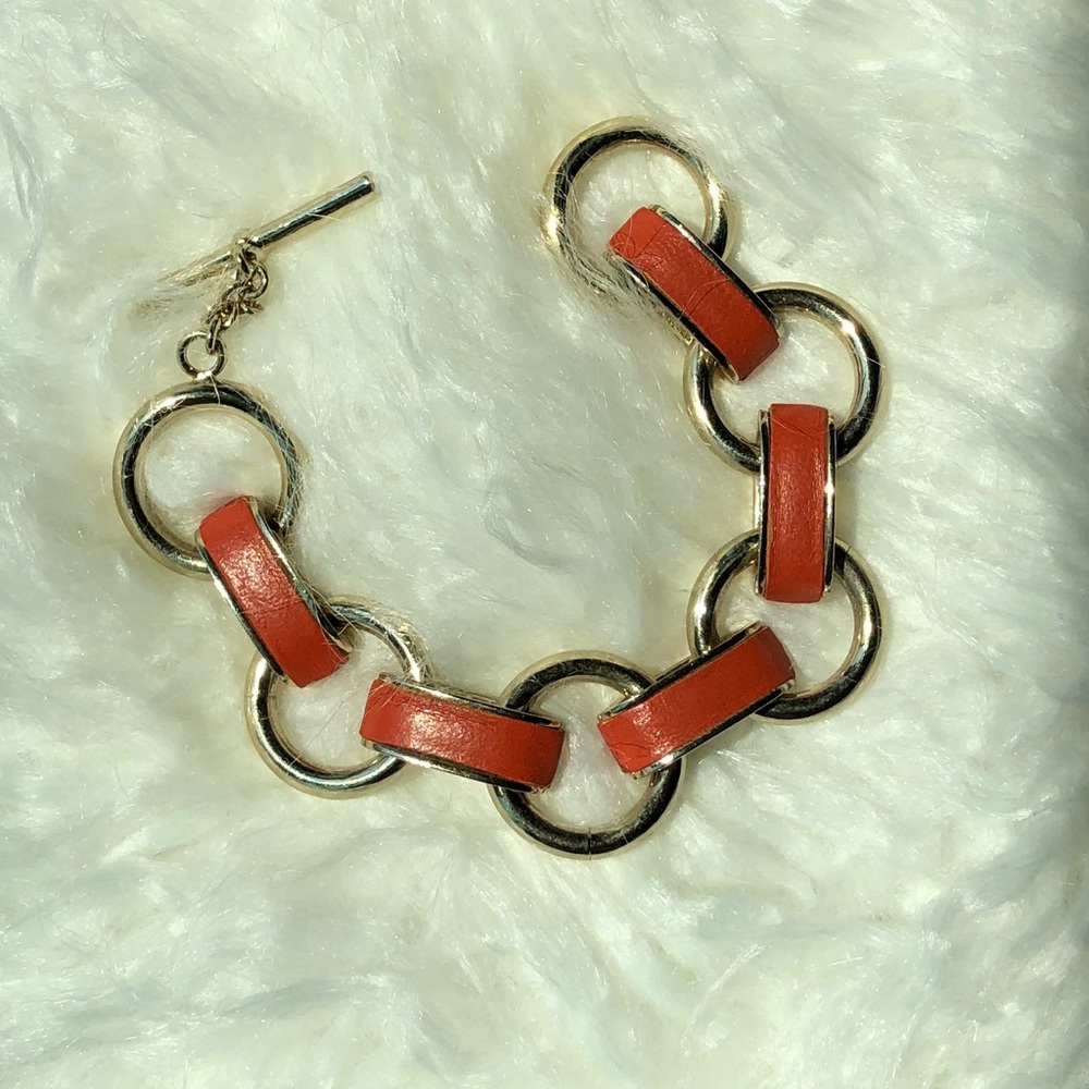 Banana Republic leather and gold bracelet